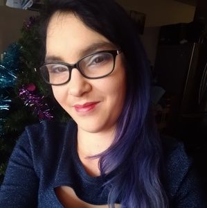 Meet your Posher, Vanessa